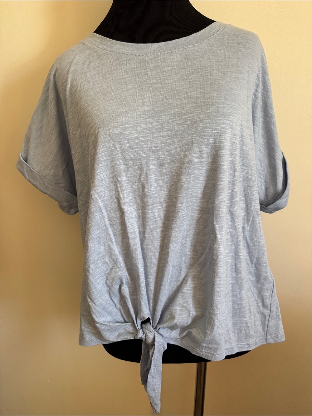 NWT Skye’s the Limit Petite Tie-Front Cuffed Short Sleeve Ter